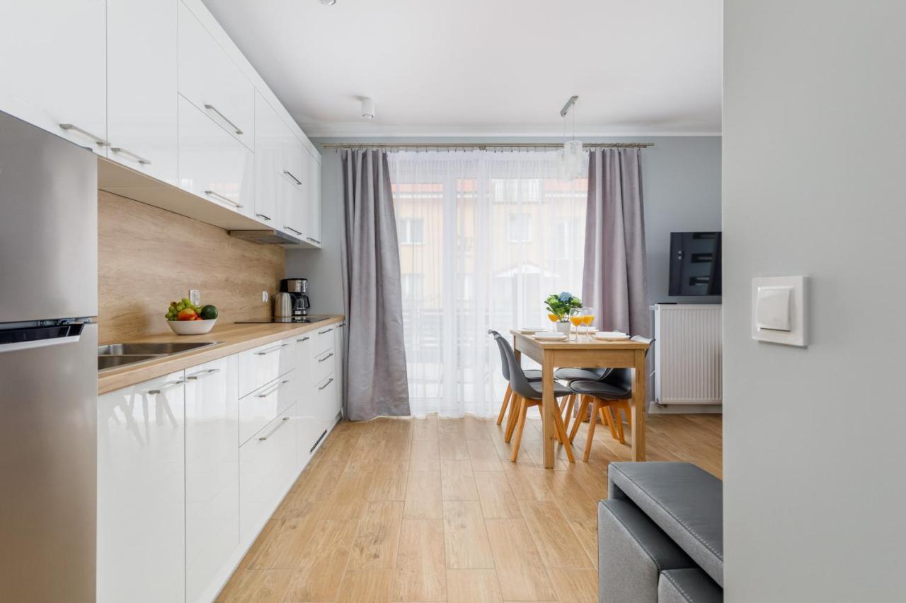 מידז'יוודז'י Apartment With Parking 500 M From The Sea By Noclegi Renters מראה חיצוני תמונה