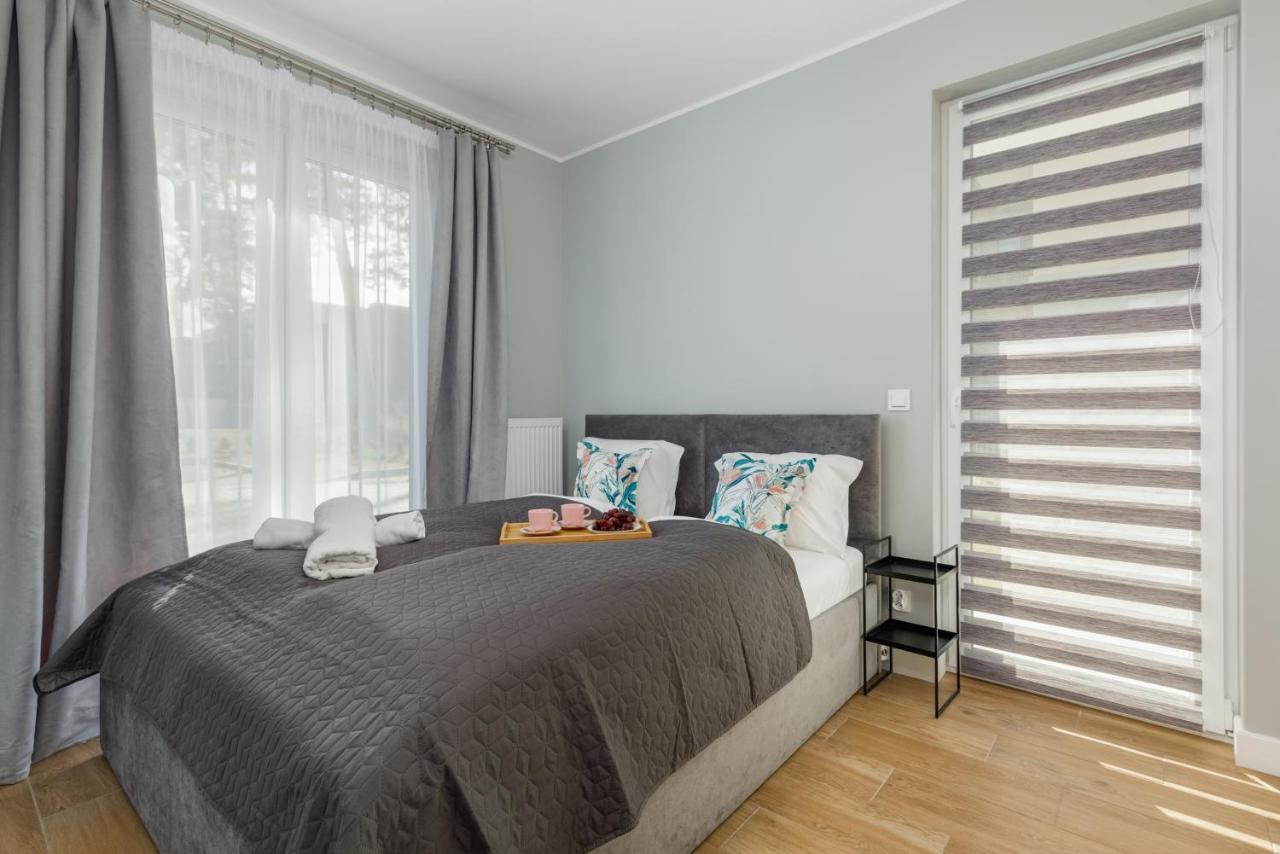 מידז'יוודז'י Apartment With Parking 500 M From The Sea By Noclegi Renters מראה חיצוני תמונה