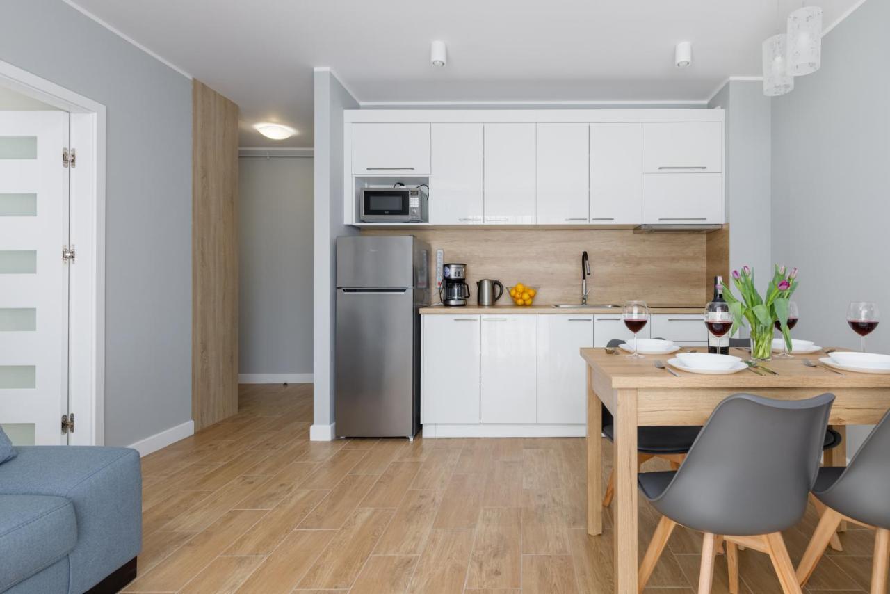 מידז'יוודז'י Apartment With Parking 500 M From The Sea By Noclegi Renters מראה חיצוני תמונה