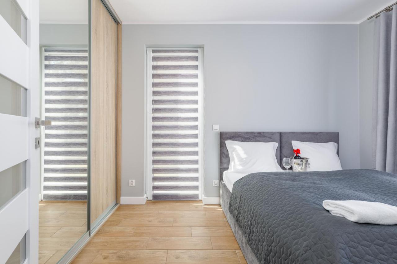 מידז'יוודז'י Apartment With Parking 500 M From The Sea By Noclegi Renters מראה חיצוני תמונה