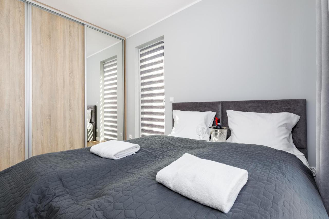 מידז'יוודז'י Apartment With Parking 500 M From The Sea By Noclegi Renters מראה חיצוני תמונה