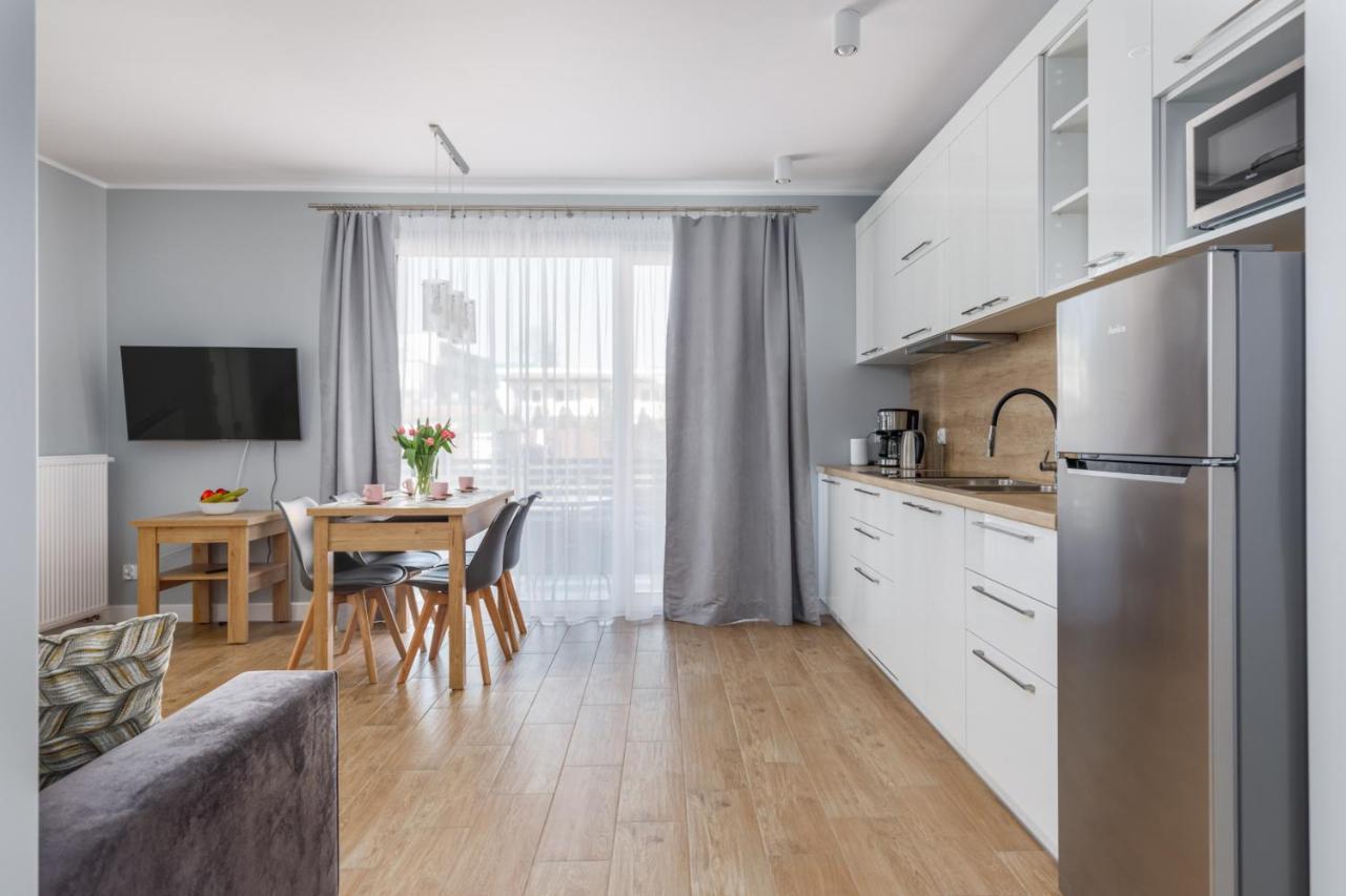 מידז'יוודז'י Apartment With Parking 500 M From The Sea By Noclegi Renters מראה חיצוני תמונה